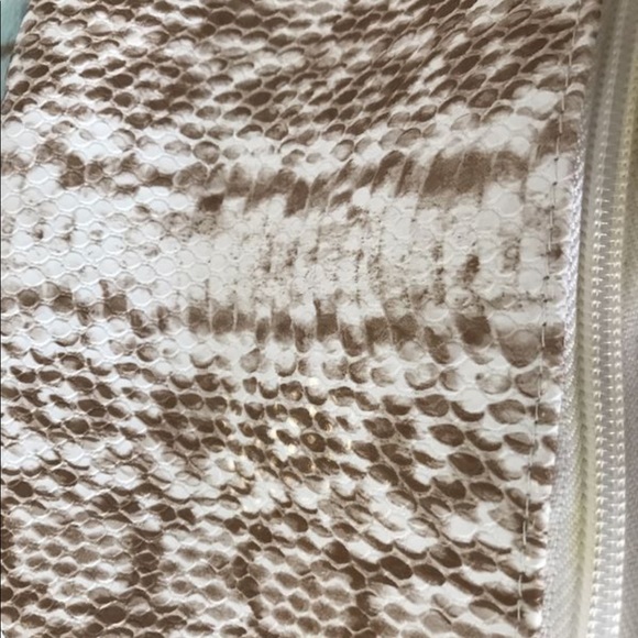 Fanny pack - Picture 2 of 3